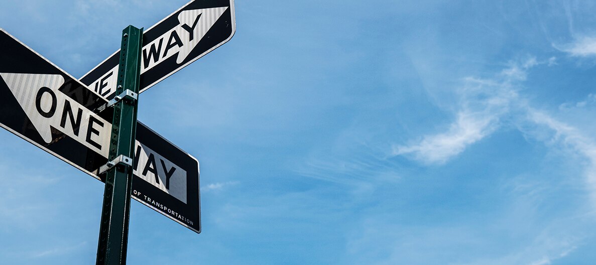 Split Personality: U.S. Economy’s Bifurcation Persists